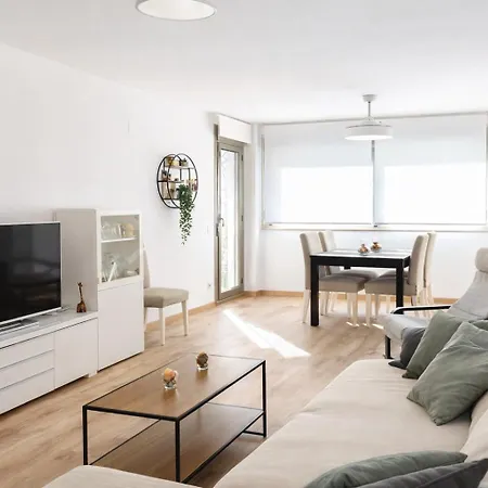 Planta Baja En Nova Con 3 Piscinas Torredembarra