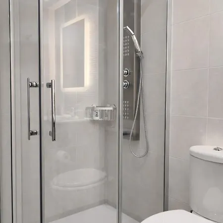 Planta Baja En Nova Con 3 Piscinas Torredembarra