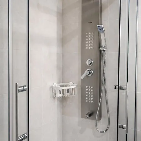 Planta Baja En Nova Con 3 Piscinas * Torredembarra