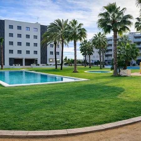 Planta Baja En Nova Con 3 Piscinas Torredembarra