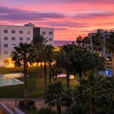 Apartament Planta Baja En Nova Con 3 Piscinas