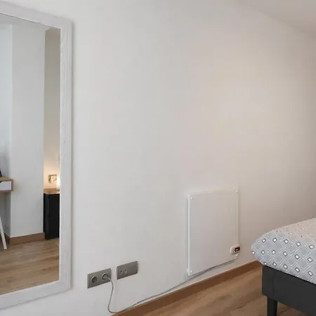 Planta Baja En Nova Con 3 Piscinas * Torredembarra