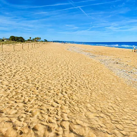 Planta Baja En Nova Con 3 Piscinas Torredembarra