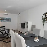 Planta Baja En Nova Con 3 Piscinas Torredembarra