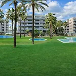Planta Baja En Nova Con 3 Piscinas
